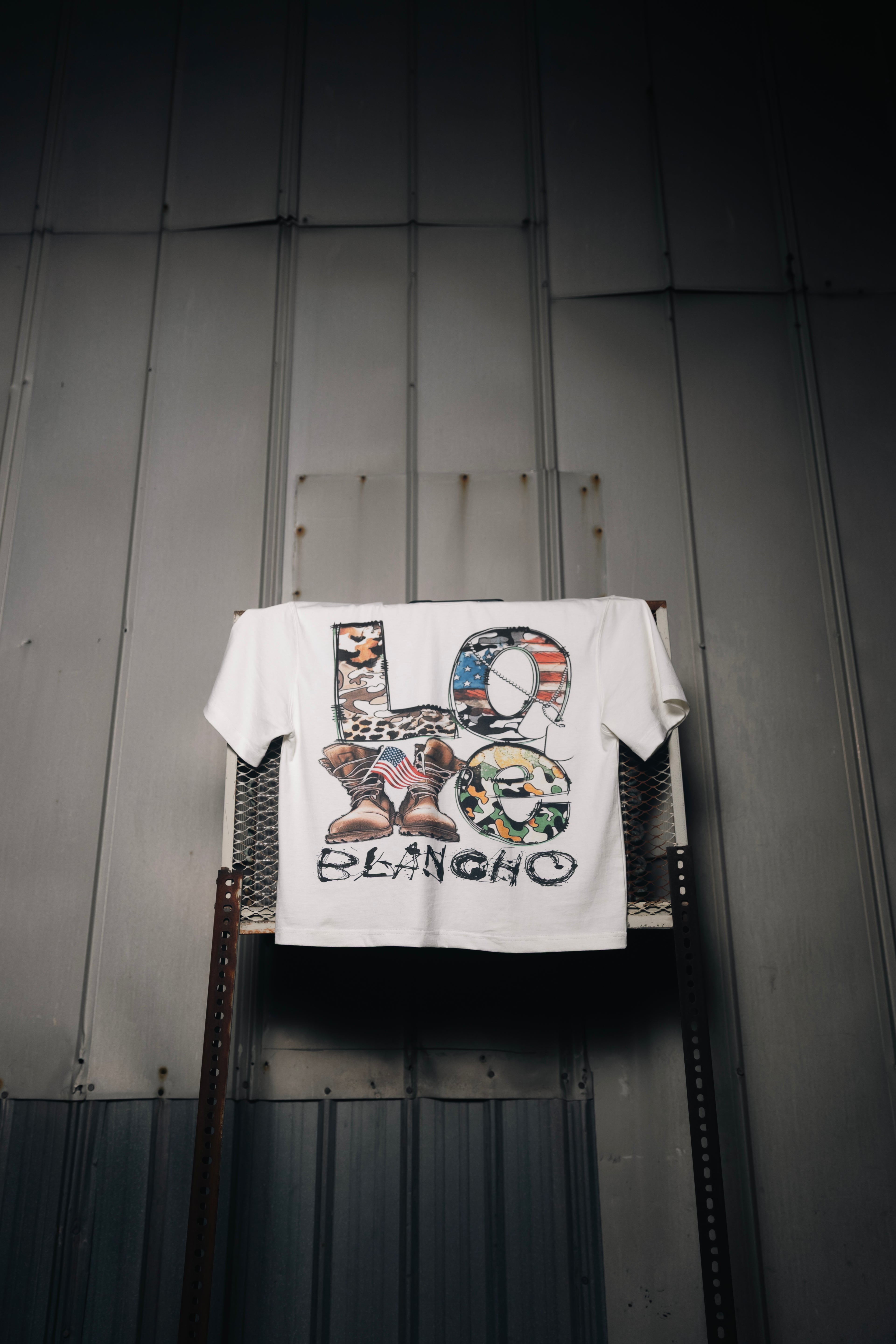 Love Blancho T-shirt