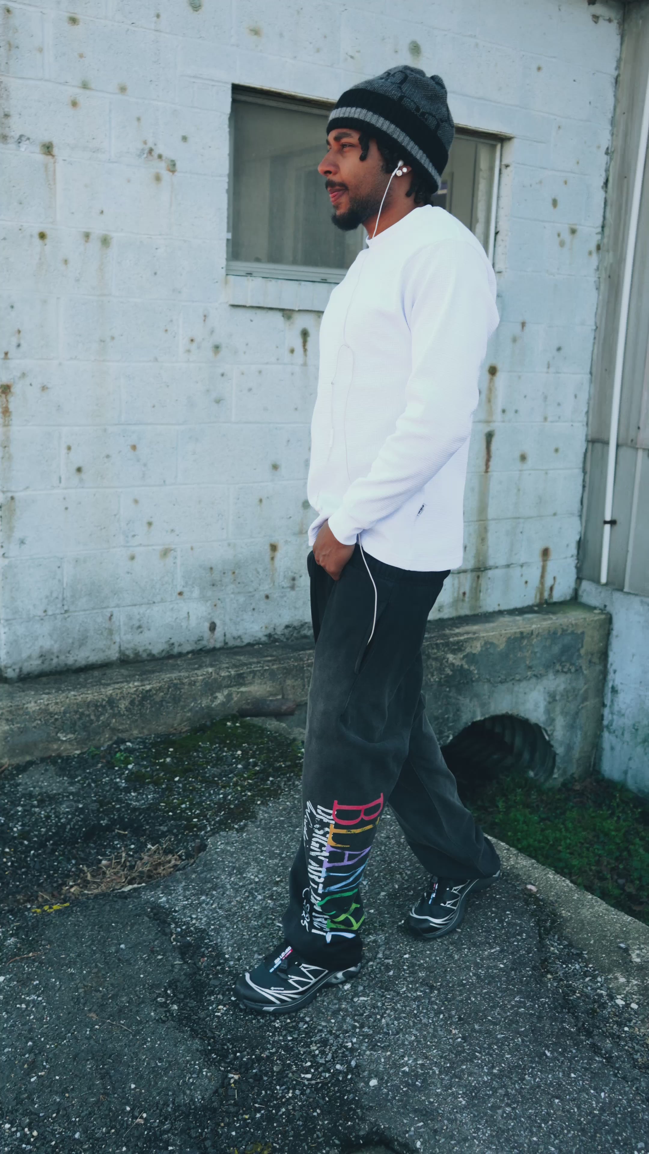 Motion Color Wave Sweats